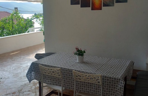 Kuciste Apartment | Two bedroom apartment near beach Kučište, Pelješac (A-12832-a)