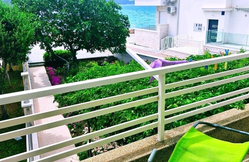Zaboric Apartment | Two bedroom apartment near beach Žaborić, Šibenik (A-6097-a)