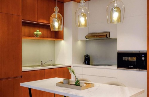 Garhoud House | Two Bedroom Apartment Near DXB Airport By Luxury Bookings