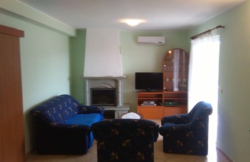 Flengi Apartment | Two bedroom apartment with terrace Flengi, Poreč (A-15395-a)