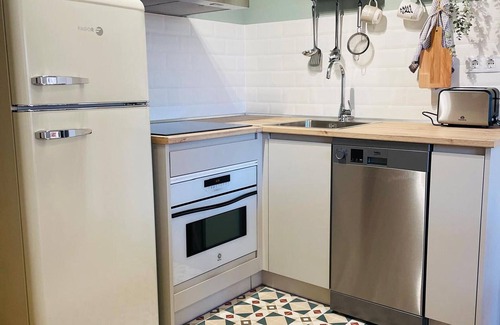 Jaca Apartment | Two-Bedroom Apartment with Pool, Balcony, and Garage in Tranquil Jaca