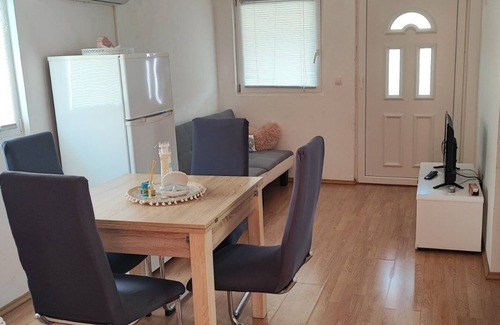 Vir Apartment | Two bedroom apartment with terrace Vir (A-23274-a)