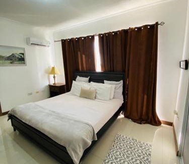Eden Gardens House | Two Bedroom City Apartment with rooftop pool