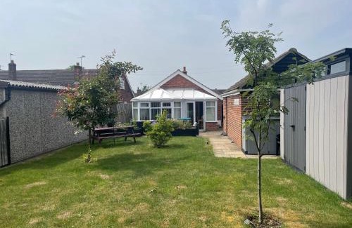 Bottesford House | Two bedroom detached bungalow with conservatory