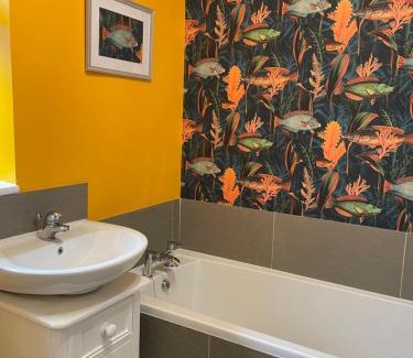Bottesford House | Two bedroom detached bungalow with conservatory