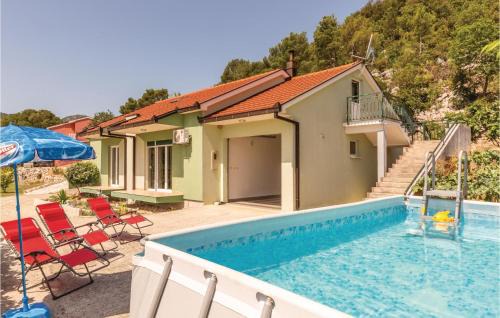 Stasevica House | Two-Bedroom Holiday Home In Stasevica