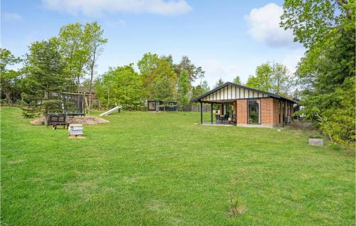 Skødshoved Strand House | Two-Bedroom Holiday Home In Knebel