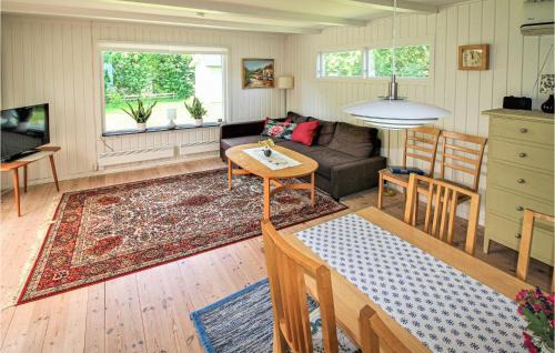 Jonstorp House | Two-Bedroom Holiday Home In Jonstorp