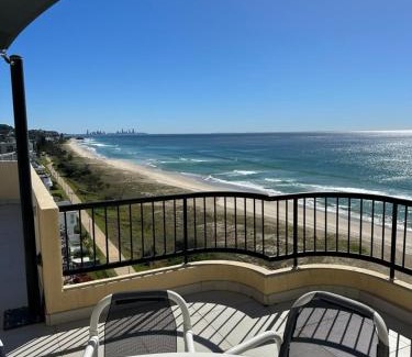 Tugun Apartment | Two Bedroom Ocean View Penthouse at Pelican Sands
