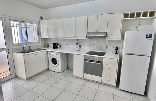 Neapolis Apartment | Two Bedroom Seaside Apartmentnn
