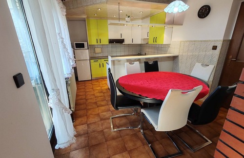 Smarjeske Toplice Apartment | Two Bedroom Apartment near spa Šmarješke Toplice