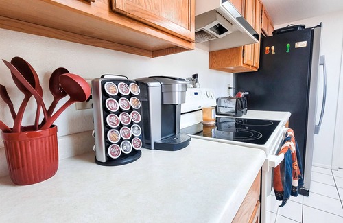 Sun City West House | Two bedroom, two king size beds, two bathrooms, laundry room.Sleeps 6-8.