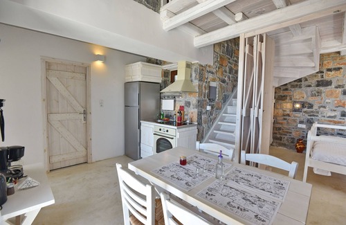 Vizari Villa | Two Bedroom Villa - shared pool