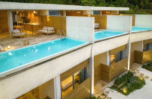 Golden Beach Villa | Two-bedroom Villa with a private heated pool