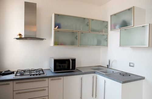 Boncore House | Two bedrooms holiday house with garden (TL33)