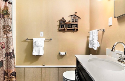 Cheboygan Cottage | Two Cottages at Mullett Lake