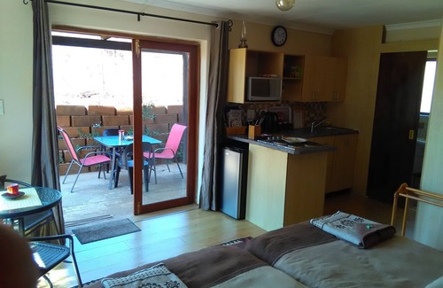 Sabie House | Two Falls View - Guesthouse - Elna Falls Suite