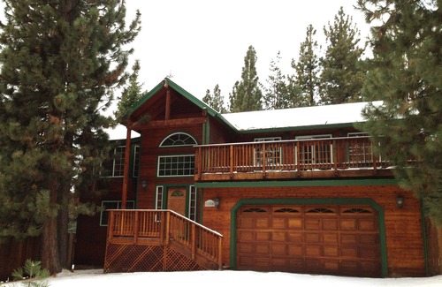 Pioneer Trail House | Two Master Family Home/Easy to Access Year-Round/Nearby Trails