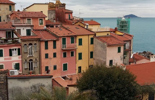 Luni Apartment | Two-room apartment in the main villa 5 Min from the sea
