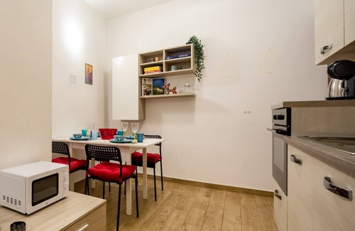 Borgo Milano Apartment | Two-room apartment with pop art vibes