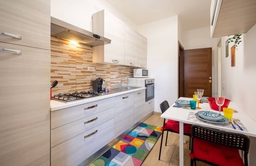 Borgo Milano Apartment | Two-room apartment with pop art vibes