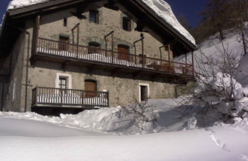Chez Carral Cabin | TWO-ROOM BEDROOM CHAIR 100 m from trails and ski slopes