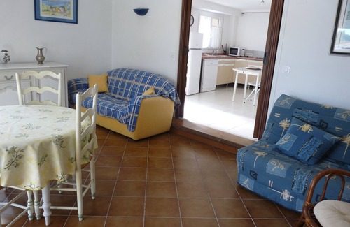 Boulouris-sur-Mer Apartment | Two-room garden apartment in villa for three people