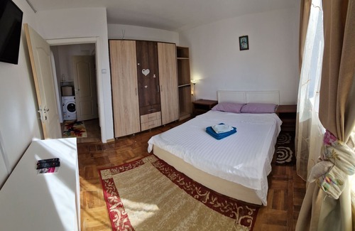 Gara de Nord Apartment | Two Rooms Central Gara de Nord