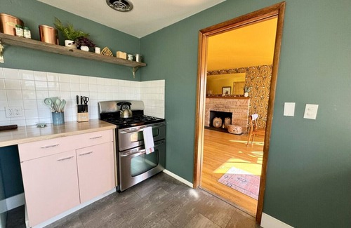 Fremont House | Two Seasons Townhome in Fremont with Park Views