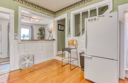 Parkdale House | Two-story, mountain view getaway with a private hot tub, wood stove & fast WiFi