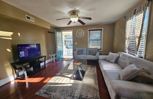 Towson House | Two Story Queen Primary