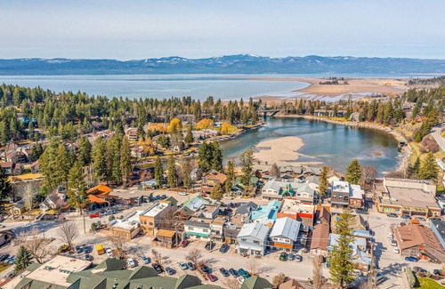 Bigfork Cabin | Two-story woodland cabin with firepit, near Flathead Lake & Glacier