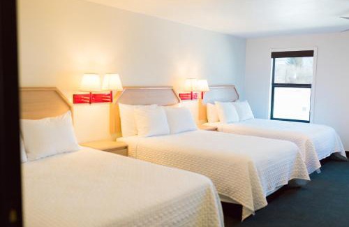 Panguitch Hotel | Two Sunsets Hotel