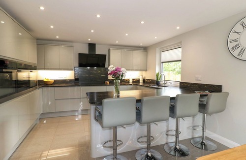 Matlock House | TY GAMBO, family friendly, character holiday cottage in Matlock