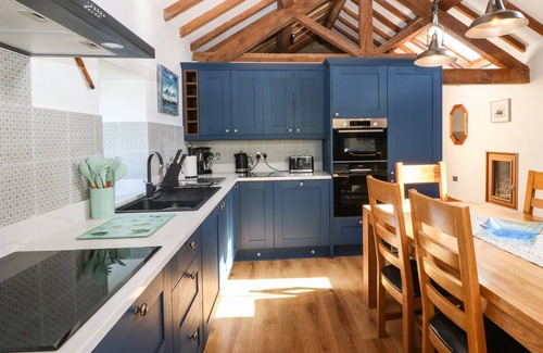 Beaumaris Cottage | TY GWENNOL, family friendly, character holiday cottage in Beaumaris