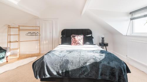 Newport House | Tŷ Hapus Newport - Luxury 4 Bedroom Home