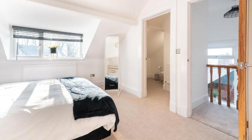 Newport House | Tŷ Hapus Newport - Luxury 4 Bedroom Home
