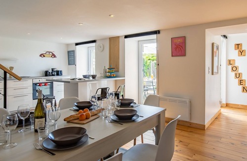 Locquirec House | Ty Louen by Interhome