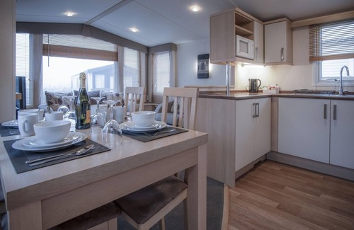 Amroth Apartment | Ty Moselle 12 - 2 Bedroom Holiday Home - Amroth