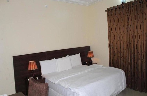 Igbobi Hotel | Tyndale Residence Ltd