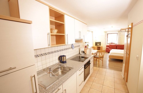 Piding Apartment | Type A-one-room-apartment-EG 27 sqm, living room/bedroom, terrace