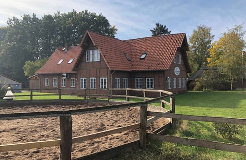 Hechthausen Apartment | Type D7 Karelian log cabin - Geesthof Holiday Park