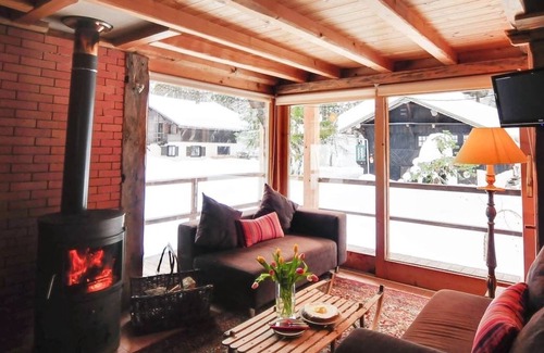 Montriond Ski Chalet | Typical chalet at the foot of the slopes