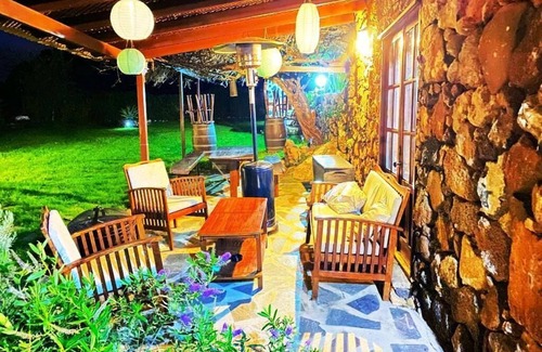 Icod de los Vinos Cottage | TYPICAL HOUSE CANARIA in stone and wooden ceilings Ideal for Families or Couples