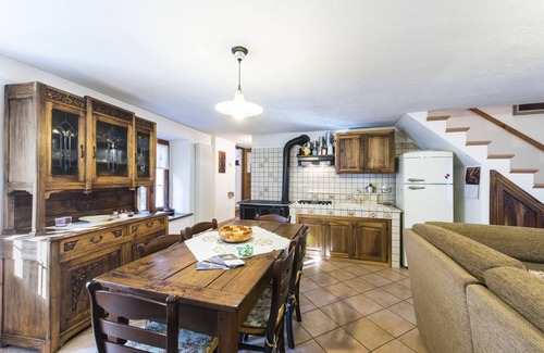 Donnas House | Typical mountain house between nature and peace
