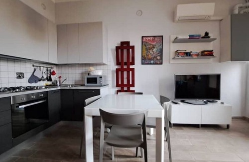 Porta Genova Apartment | Typical "old Milan" house in Tortona District