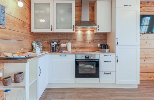 Westendorf Apartment | Tyrolean apartment with ski lift nearby