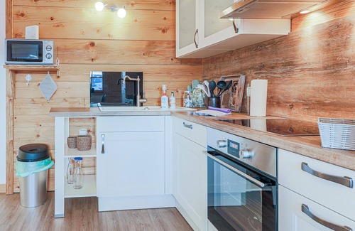 Westendorf Apartment | Tyrolean apartment with ski lift nearby
