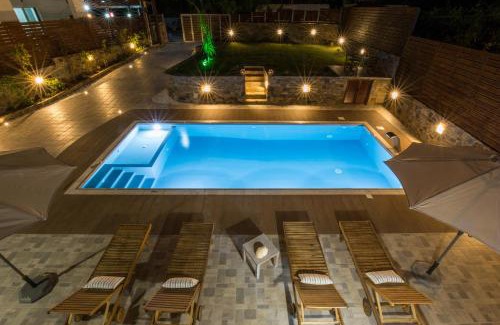 Sfinari Villa | Tzouganos Villa