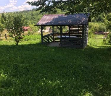 Yasinya House | U Ilka